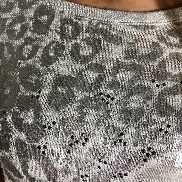 Solddd Outtt - Picture 3 of 4